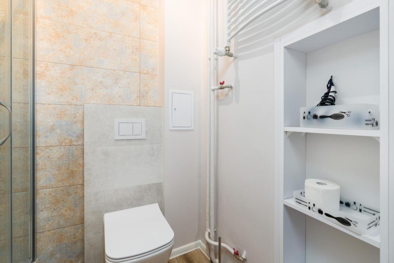 Kosinskiego By Renters Apartment Posen